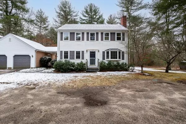 17 Windy Hill Drive,  Wareham,  MA 02576