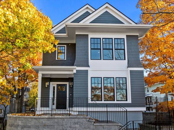 8 Braeland Ave #1, Newton, MA 02459