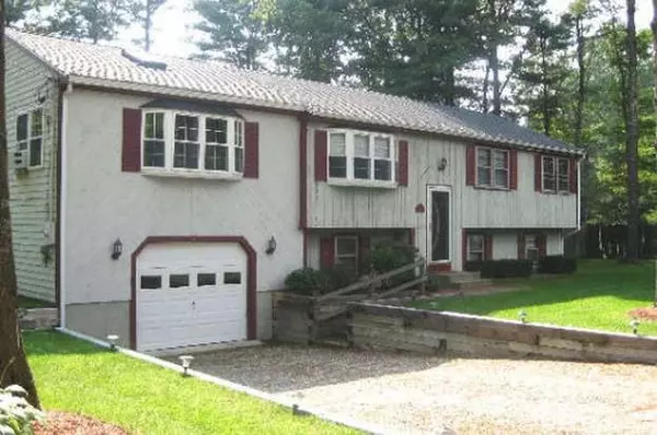 3 Dunham Street, Carver, MA 02330