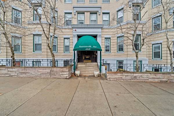 1419 Commonwealth Ave #204, Boston, MA 02135