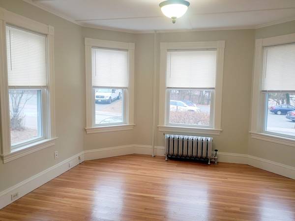 15 Hayward St #1, Attleboro, MA 02703