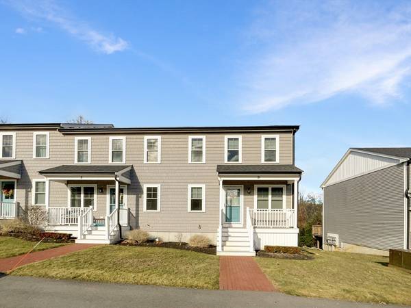 55 Plymouth St #B9, Whitman, MA 02382