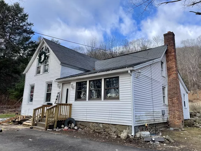 319 Main Street, Hampden, MA 01036