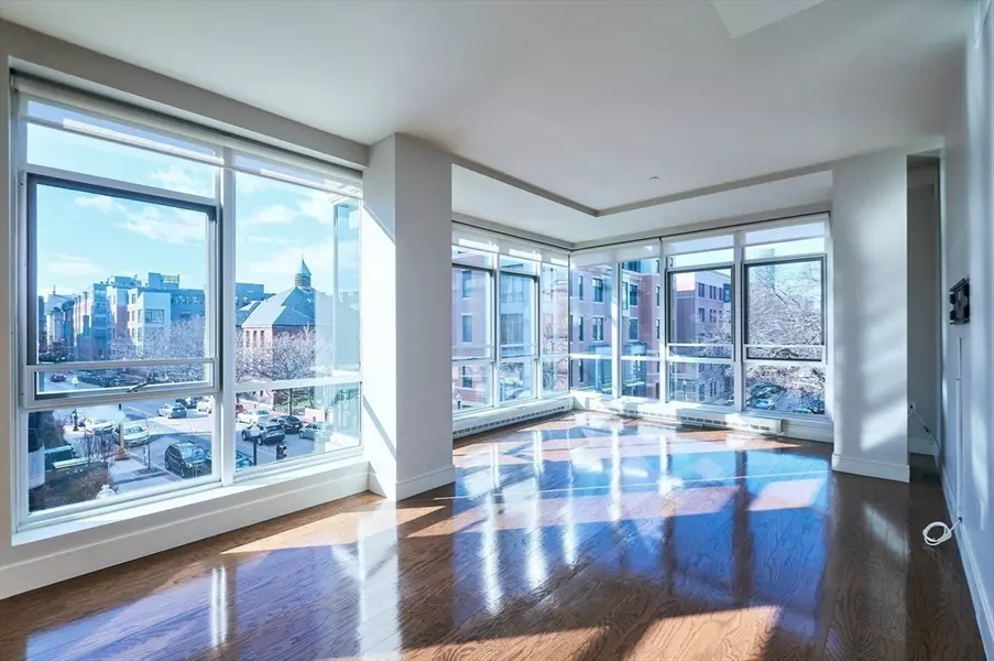 700 Harrison Avenue #305, Boston, MA 02118