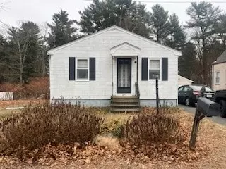 271 South St, Holbrook, MA 02343