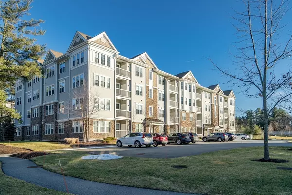 10 Abigail Way #4008, Reading, MA 01867