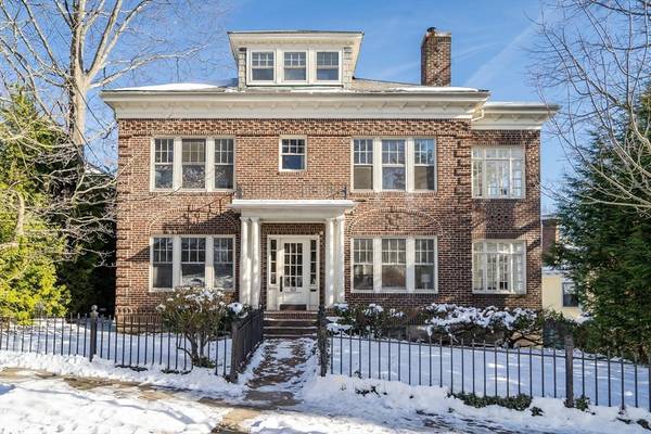 122 Addington Rd #1, Brookline, MA 02445