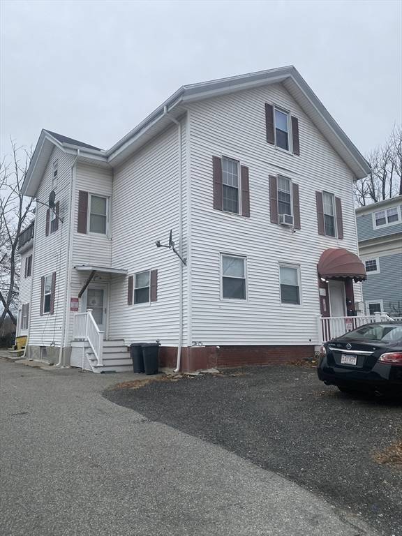 8 West St, Worcester, MA 01609