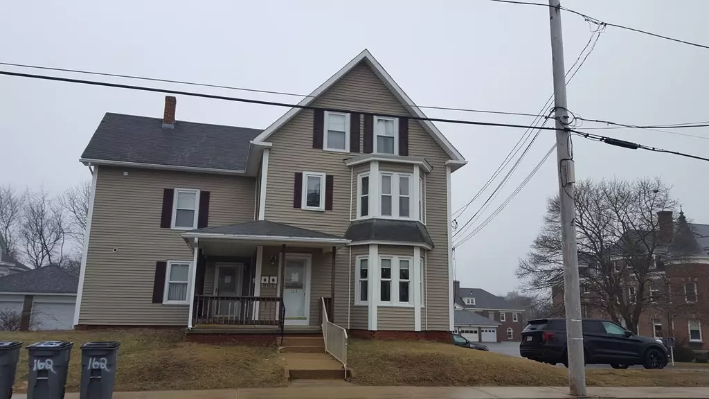 Gardner, MA 01440,165 Nichols Street #3