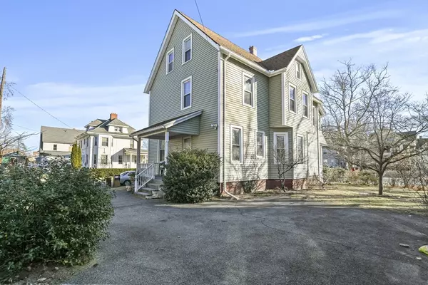 636 Sumner Avenue, Springfield, MA 01108