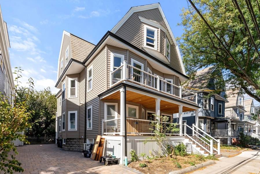 46 Simpson #A, Somerville, MA 02144