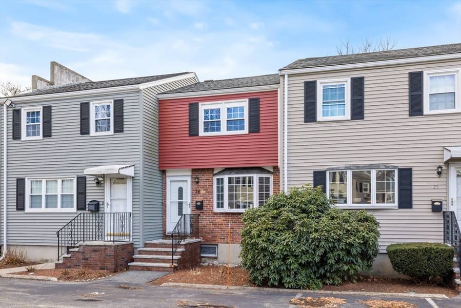 98 Cedar St #26, Wakefield, MA 01880