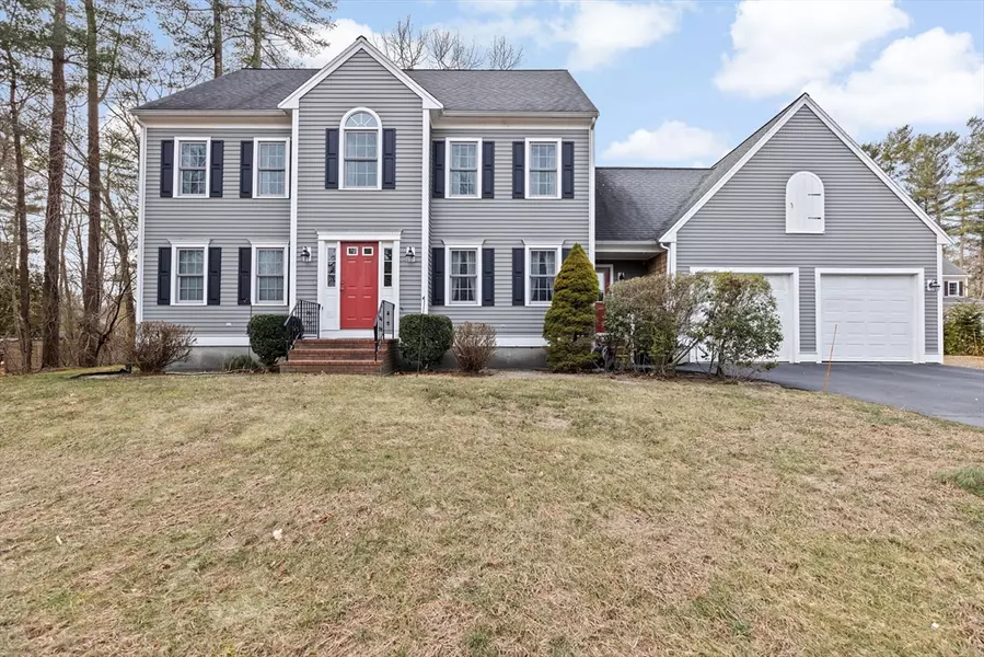 10 Kiley Way, Pembroke, MA 02359