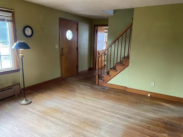 Granby, MA 01033,195 Batchelor