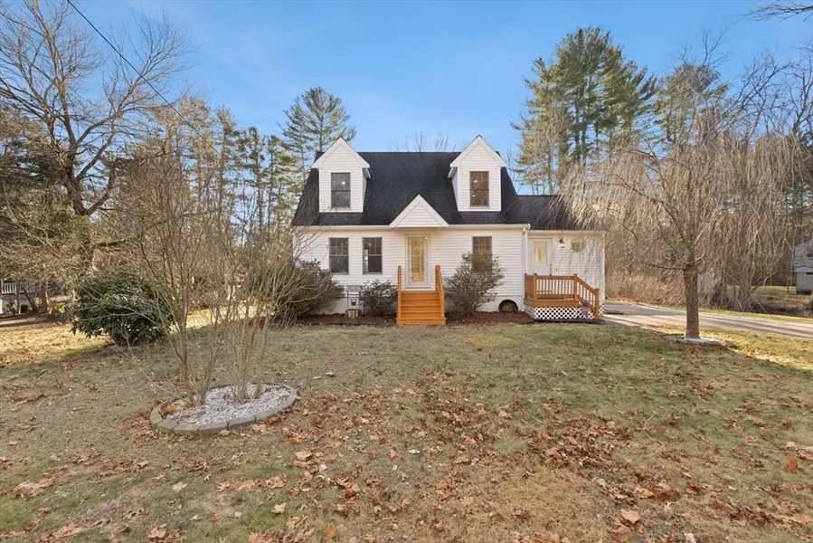 99 Plain St, Norton, MA 02766