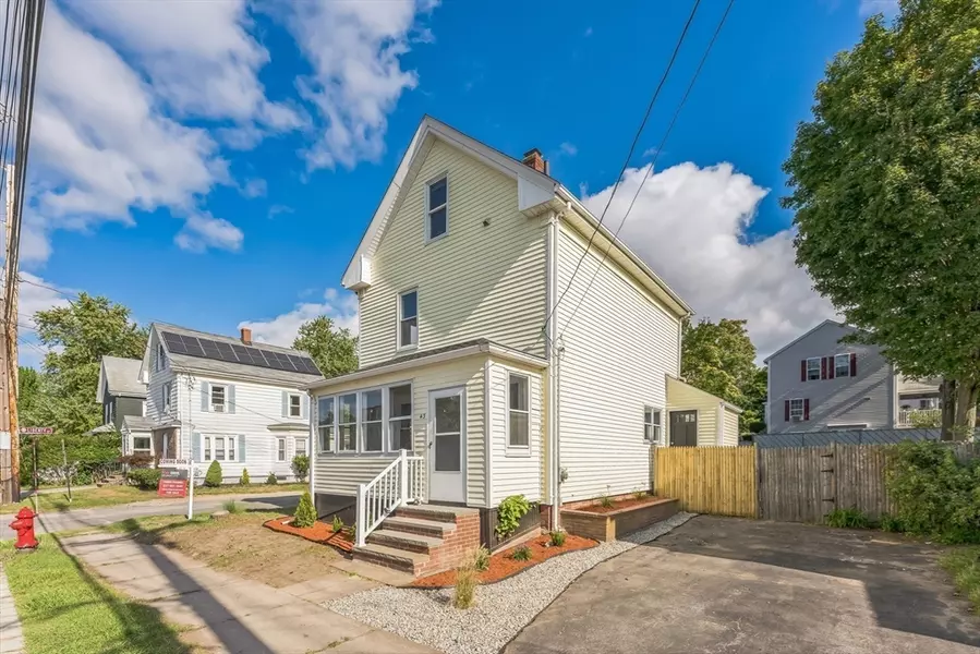 43 Denver St, Saugus, MA 01906