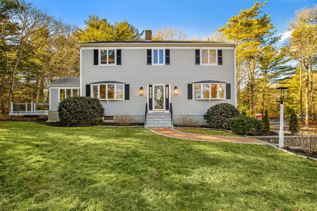 Barnstable, MA 02635,170 Forest Hills