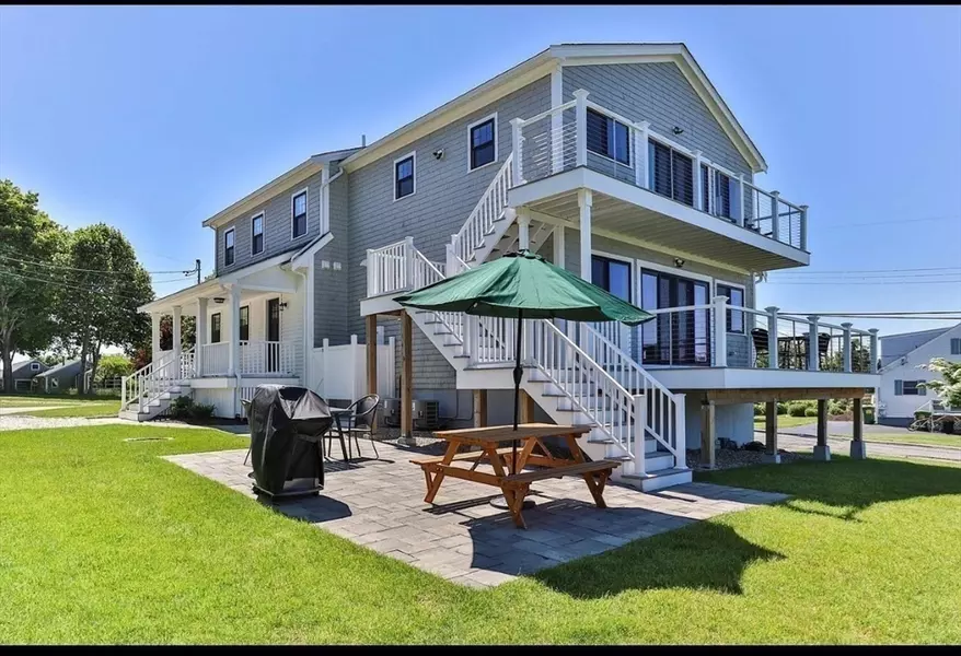 69 Knott Ave, Sandwich, MA 02563