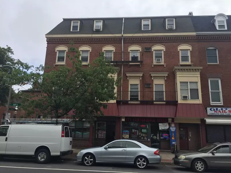 267 Main St #2B, Boston, MA 02129