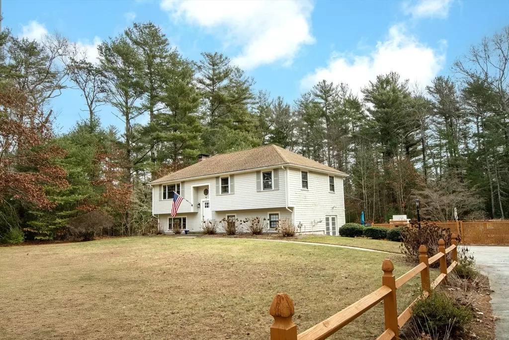 Duxbury, MA 02332,14 Treetop Lane