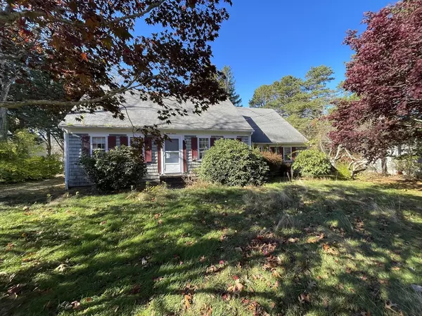 37 Ploughed Neck Rd, Sandwich, MA 02537