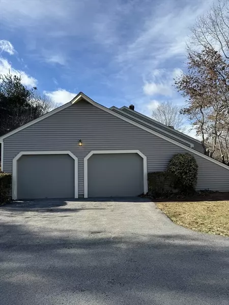 21 Harrington Farms Way #21, Shrewsbury, MA 01545