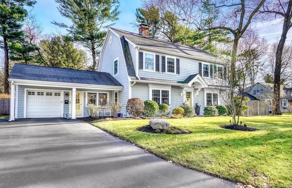 13 Hoover Road, Hingham, MA 02043