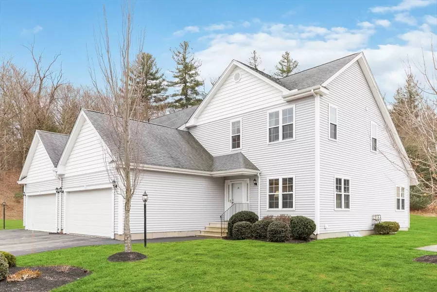 24 Shadow Creek Ln #24, Ashland, MA 01721