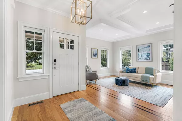 28 Maple Street, Concord, MA 01742