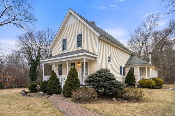 32 Purchase St, Easton, MA 02375