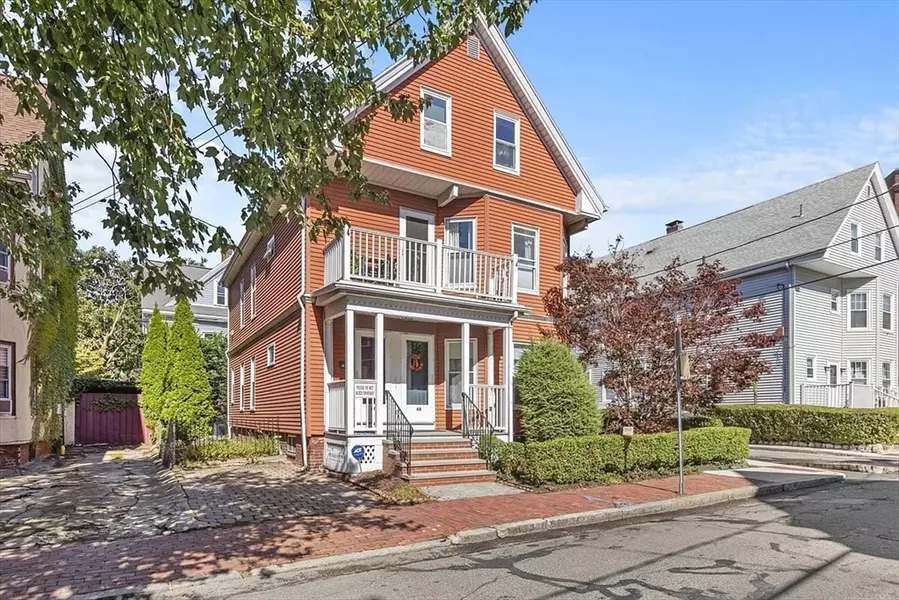 68 Porter Rd #1, Cambridge, MA 02140