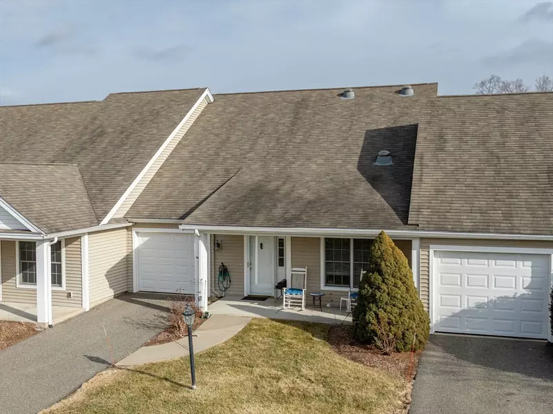 41 Cherry Dr #41, Wilbraham, MA 01095