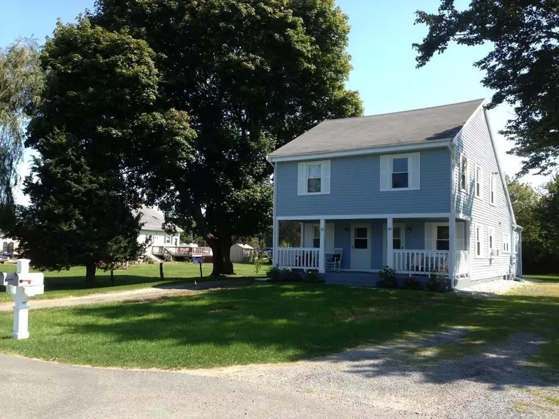 18 Willow Court #18, Portsmouth, RI 02871