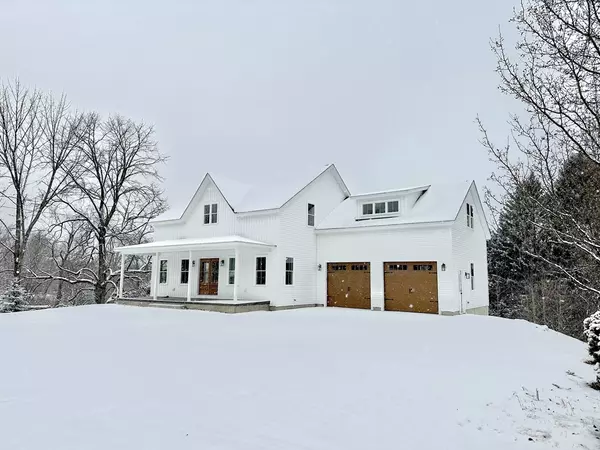 102 Bald Mountain Rd, Bernardston, MA 01337