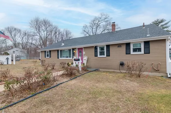 69 Seaver Rd, Weymouth, MA 02189