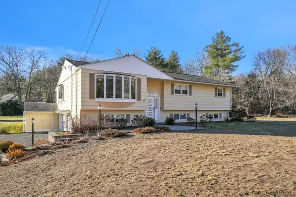 292 Ware Rd, Belchertown, MA 01007