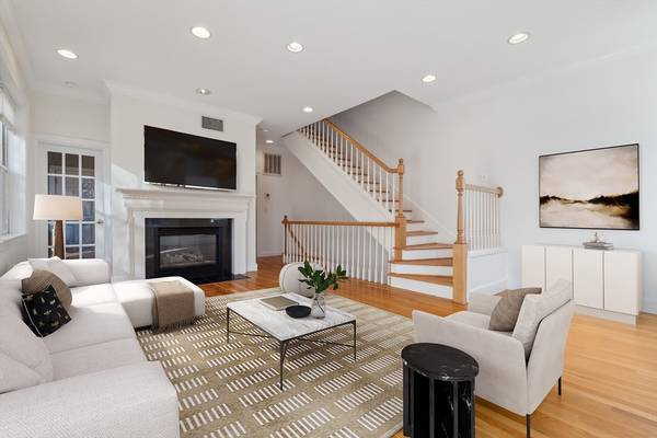 245 W Canton Street #1, Boston, MA 02116