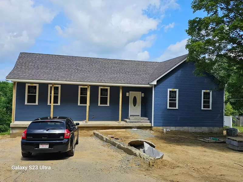 88 Stafford Holland Rd, Wales, MA 01081