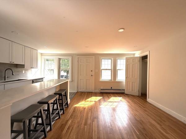 5297 Washington #1, Boston, MA 02132