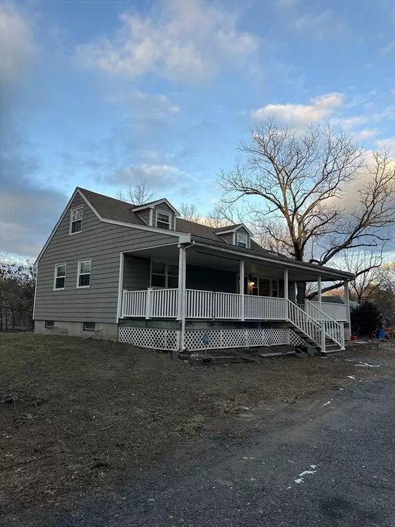 Rehoboth, MA 02769,37 Agricultural Ave