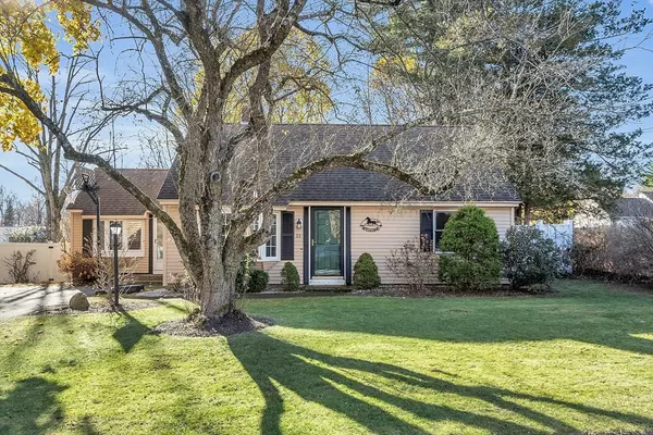 51 Shady Lane Ave, Shrewsbury, MA 01545
