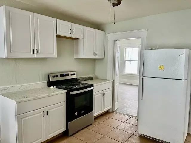 129 Oak St #2, Gardner, MA 01440