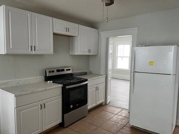 129 Oak St #2, Gardner, MA 01440