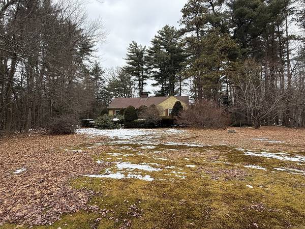 290 State St, Belchertown, MA 01007