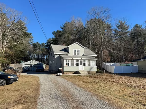 586 Common St, Walpole, MA 02081