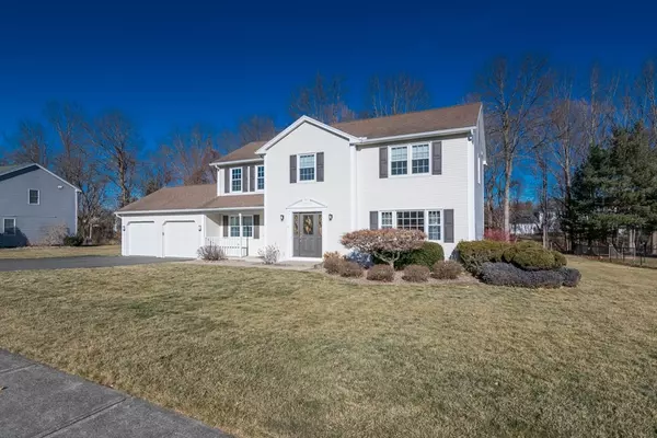 63 Hunters Greene Circle, Agawam, MA 01001