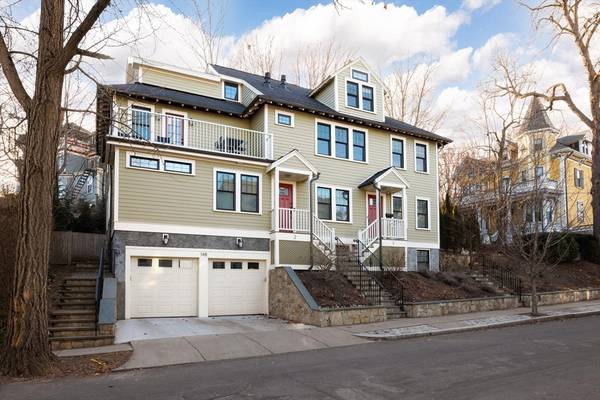 148 Mason Ter #2, Brookline, MA 02446