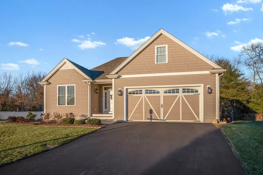 5 Ironwood Ln, Lakeville, MA 02347