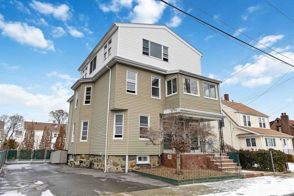 169 Emerald St #169, Malden, MA 02148