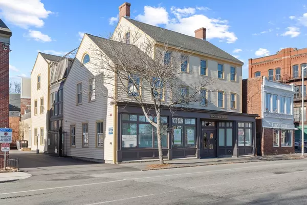 321 Central St #206, Lowell, MA 01852